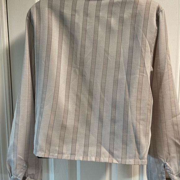 Vintage 80s!  Blazer blouse.  Great condition.  Medium - Picture 3 of 5